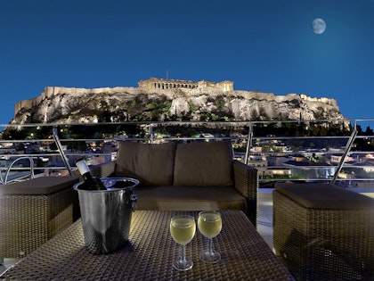 Plaka Hotel